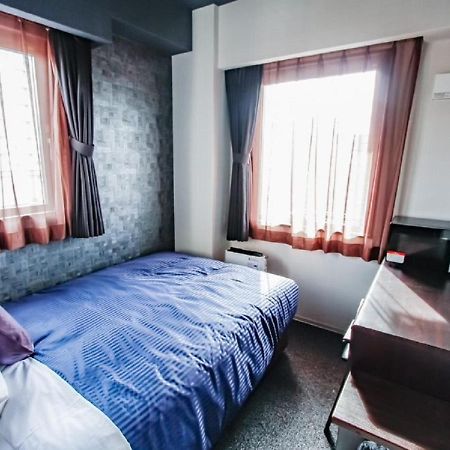 Hotel Livemax Osaka Honmachi Buitenkant foto