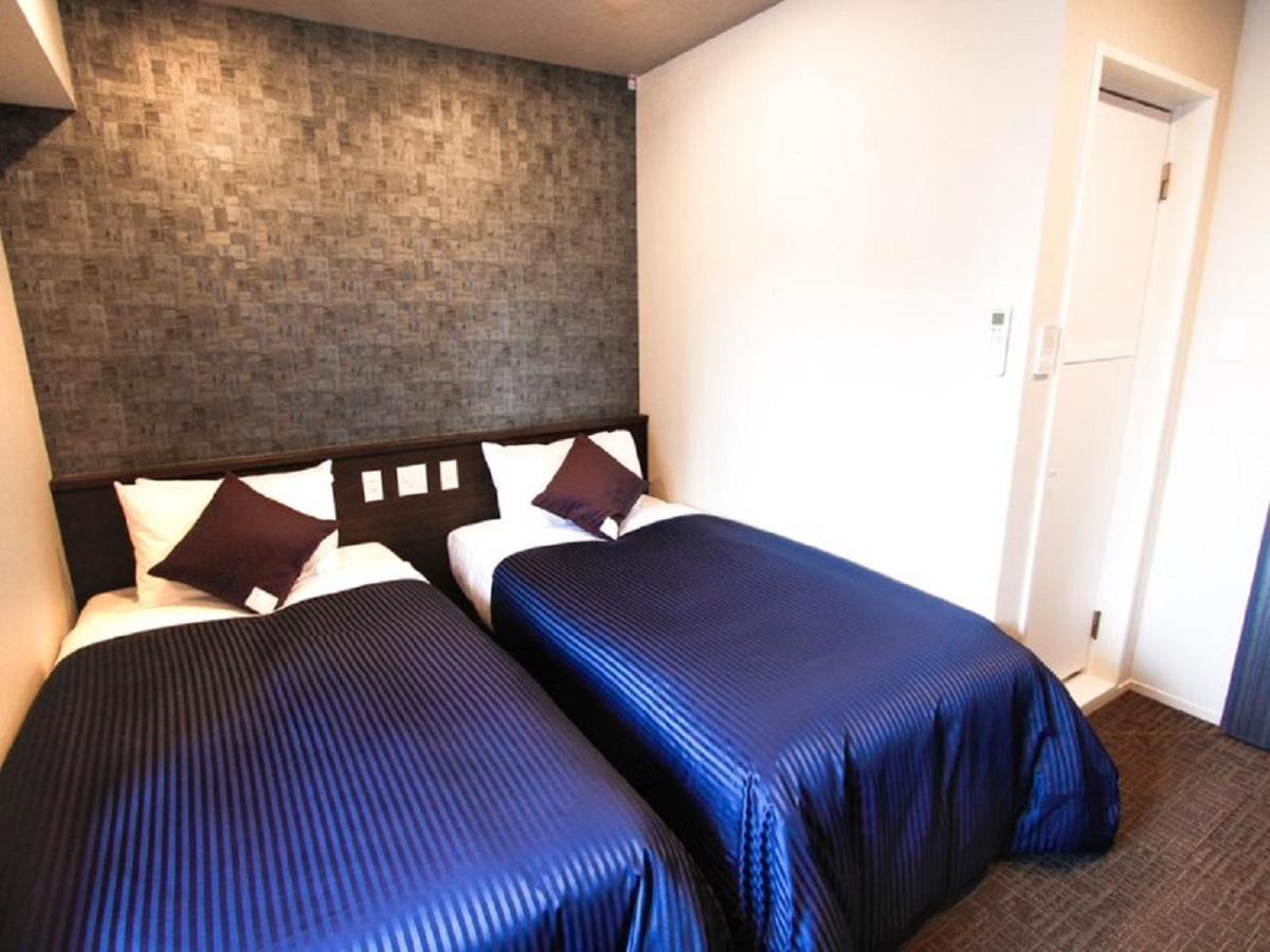 Hotel Livemax Osaka Honmachi Buitenkant foto